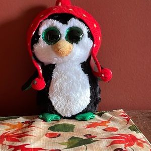 small sized christmas penguin beany boo